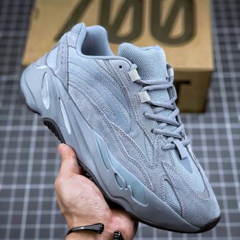 Yeezy 700 v2 