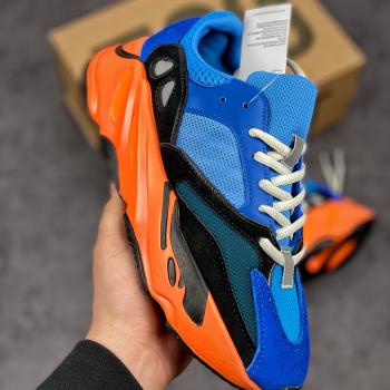 性價比 Yeezy boost 700  “Bright Blue” GZ0...