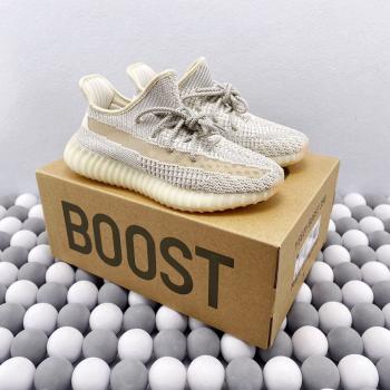 巴斯夫底 性價比外貿專供版本 YEEZY BOOST 350V2 鞋子