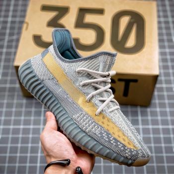 Yeezy 350 Boost V2 